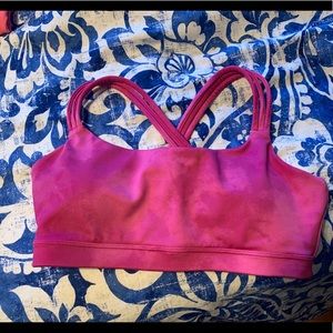 GapFit Eclipse sports bra